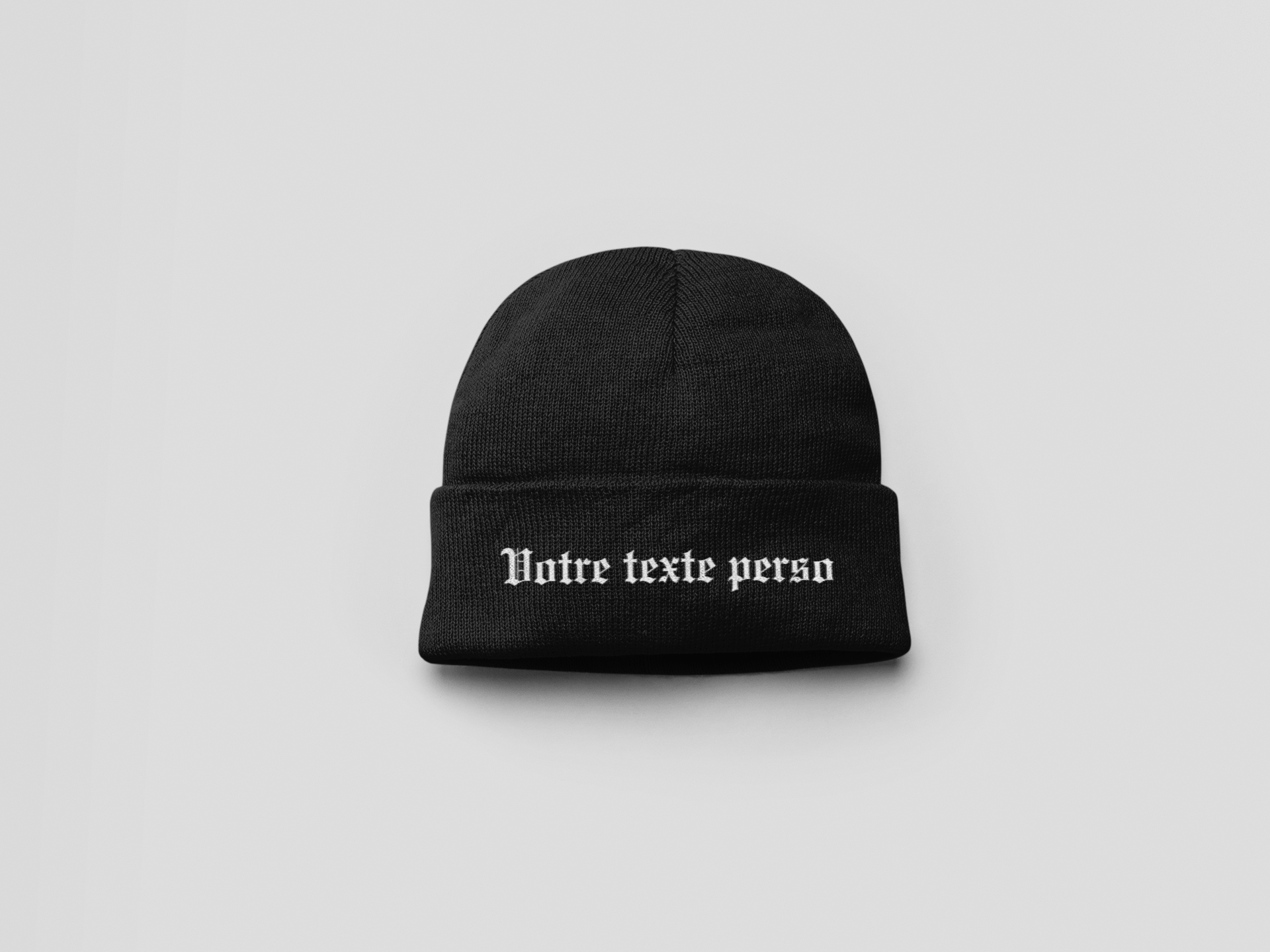 Bonnets Brodés 𝖆̀ 𝖕𝖊𝖗𝖘𝖔𝖓𝖓𝖆𝖑𝖎𝖘𝖊𝖗 ✨