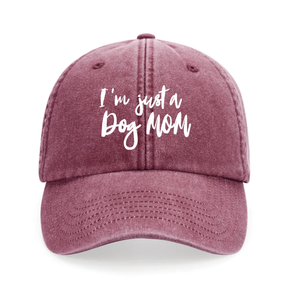 Casquette Brodée - I’m just a Dog Mom 💫 - Vintage Red
