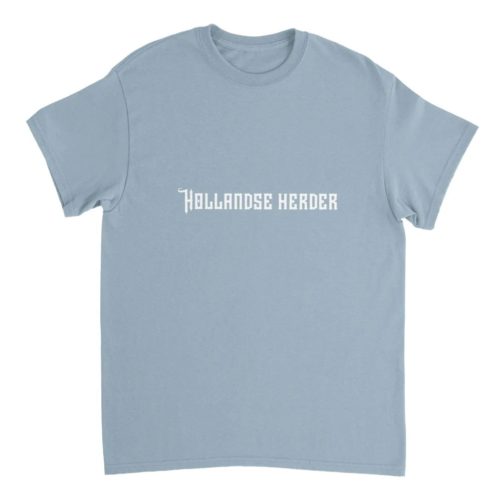 T-shirt bleu clair avec texte blanc ’Hollandse Herder’ sur la poitrine.