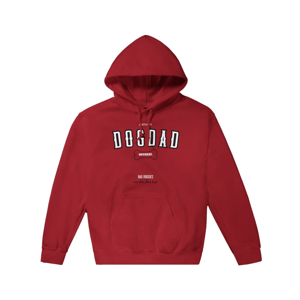 Sweat Ă capuche rouge avec texte âDOGDADâ imprimĂ© sur le devant.