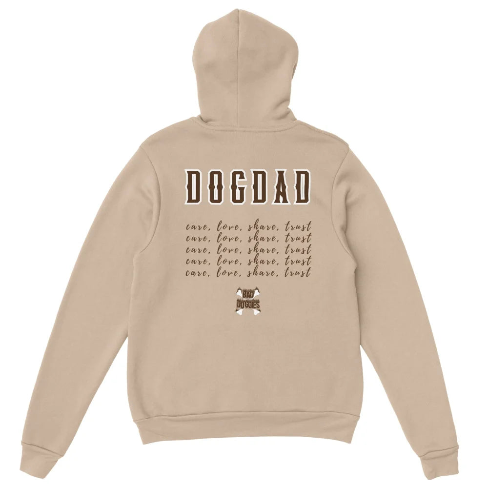 Sweat Ă capuche beige avec texte âDOG DADâ et imprimĂ© âwoofâ rĂ©pĂ©tĂ© sur le dos.