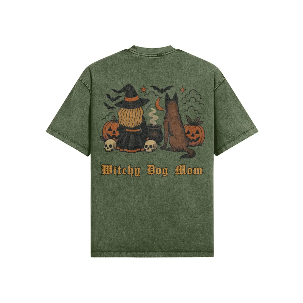 T-shirt Witchy Dog Mom 🎃 𝖆̀ 𝖕𝖊𝖗𝖘𝖔𝖓𝖓𝖆𝖑𝖎𝖘𝖊𝖗 - T-shirt Witchy