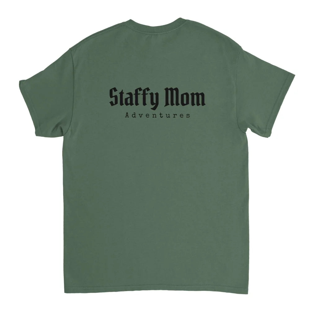 T-shirt Staffy Mom 𝙰𝚍𝚟𝚎𝚗𝚝𝚞𝚛𝚎𝚜