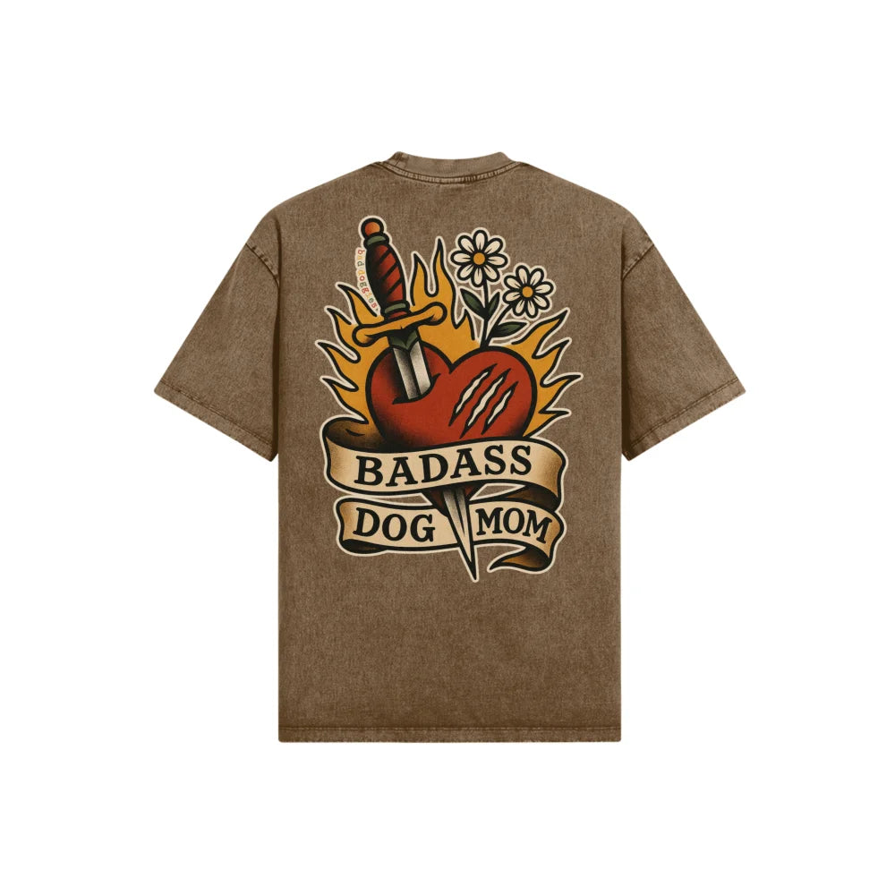 T-shirt Ultra Oversized - T-shirt Badass Dog Mom ❤️‍🔥🗡️